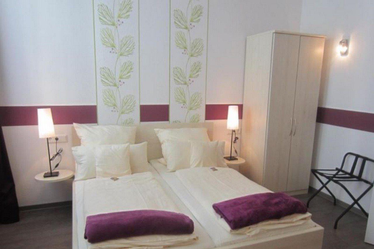 Hotel Dah-Inn Дахау Екстер'єр фото