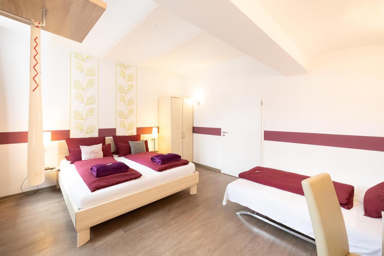 Hotel Dah-Inn Дахау Екстер'єр фото